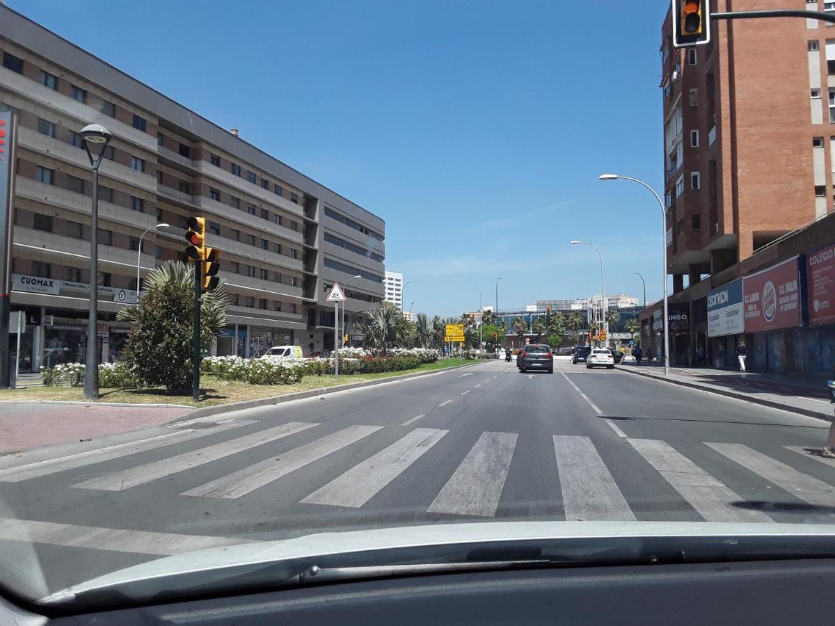 Malaga Centro Maria Zambranoアパートメント エクステリア 写真