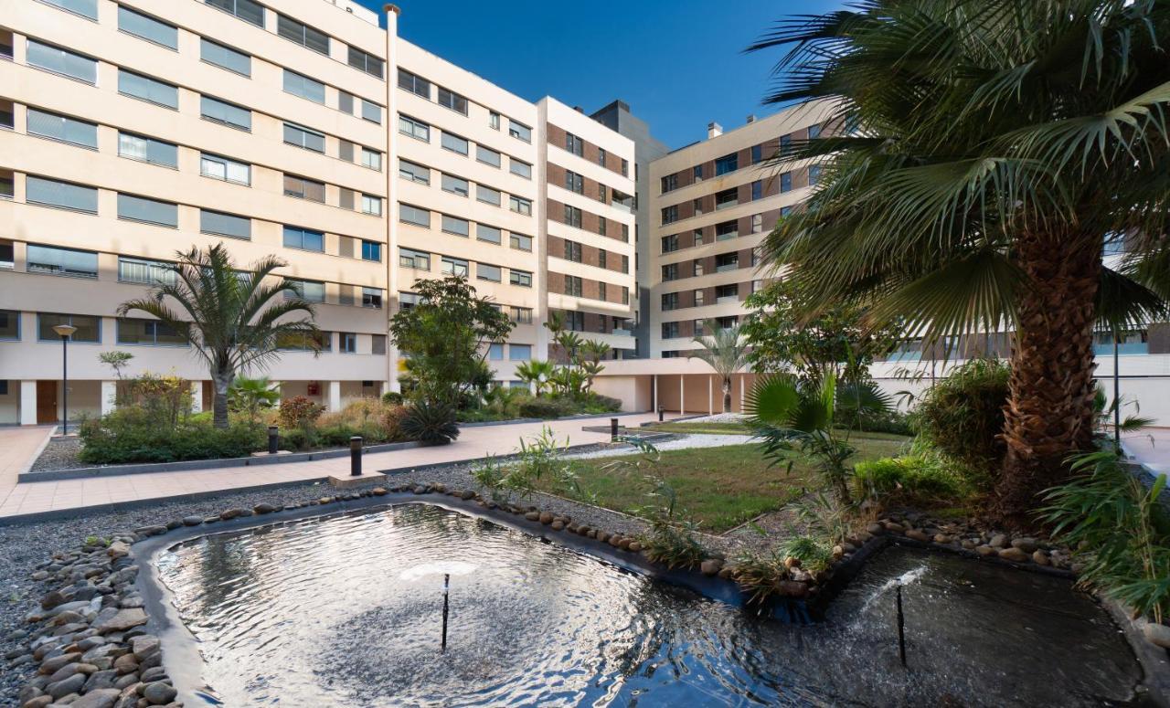 Malaga Centro Maria Zambranoアパートメント エクステリア 写真