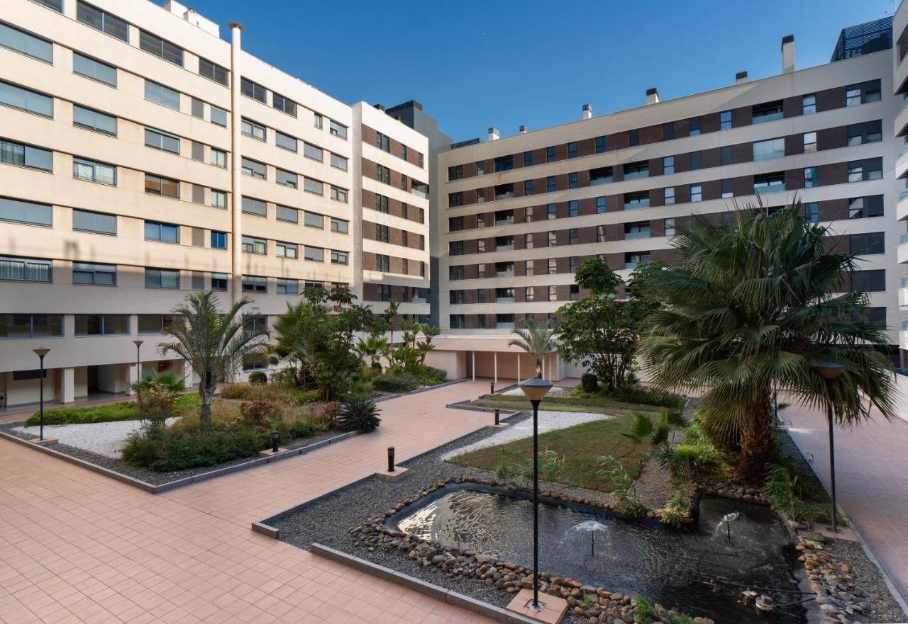 Malaga Centro Maria Zambranoアパートメント エクステリア 写真